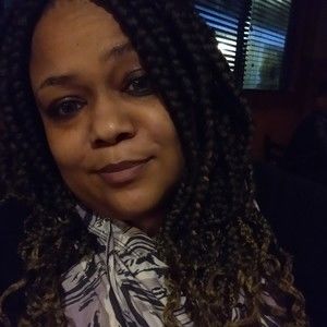 Meet your Posher, Ebony